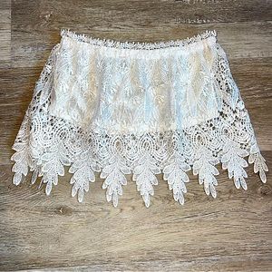 Windsor lace crop top